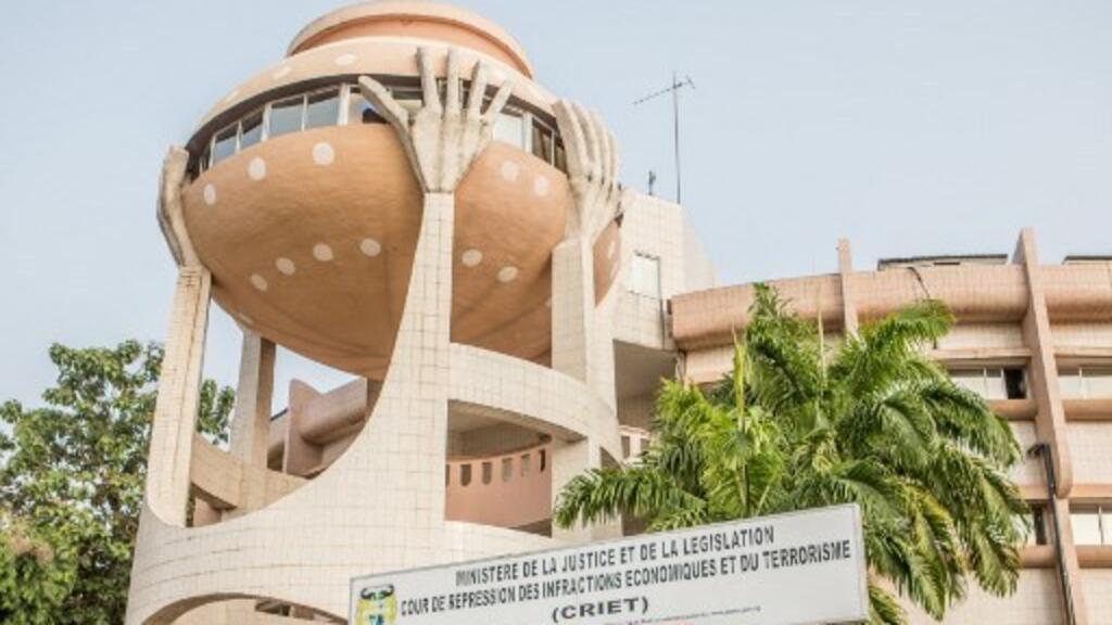 Bénin: accusé d'avoir salué la tentative de coup d'État, un ex-député des Démocrates condamné à cinq ans de prison