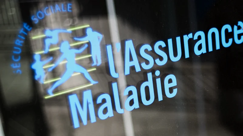 11% des chômeurs n’ont pas de complémentaire: alors qu'un rapport commandé par le gouvernement propose un large transfert des dépenses de santé aux mutuelles, les associations de patients alertent contre les inégalités d'accès aux soins