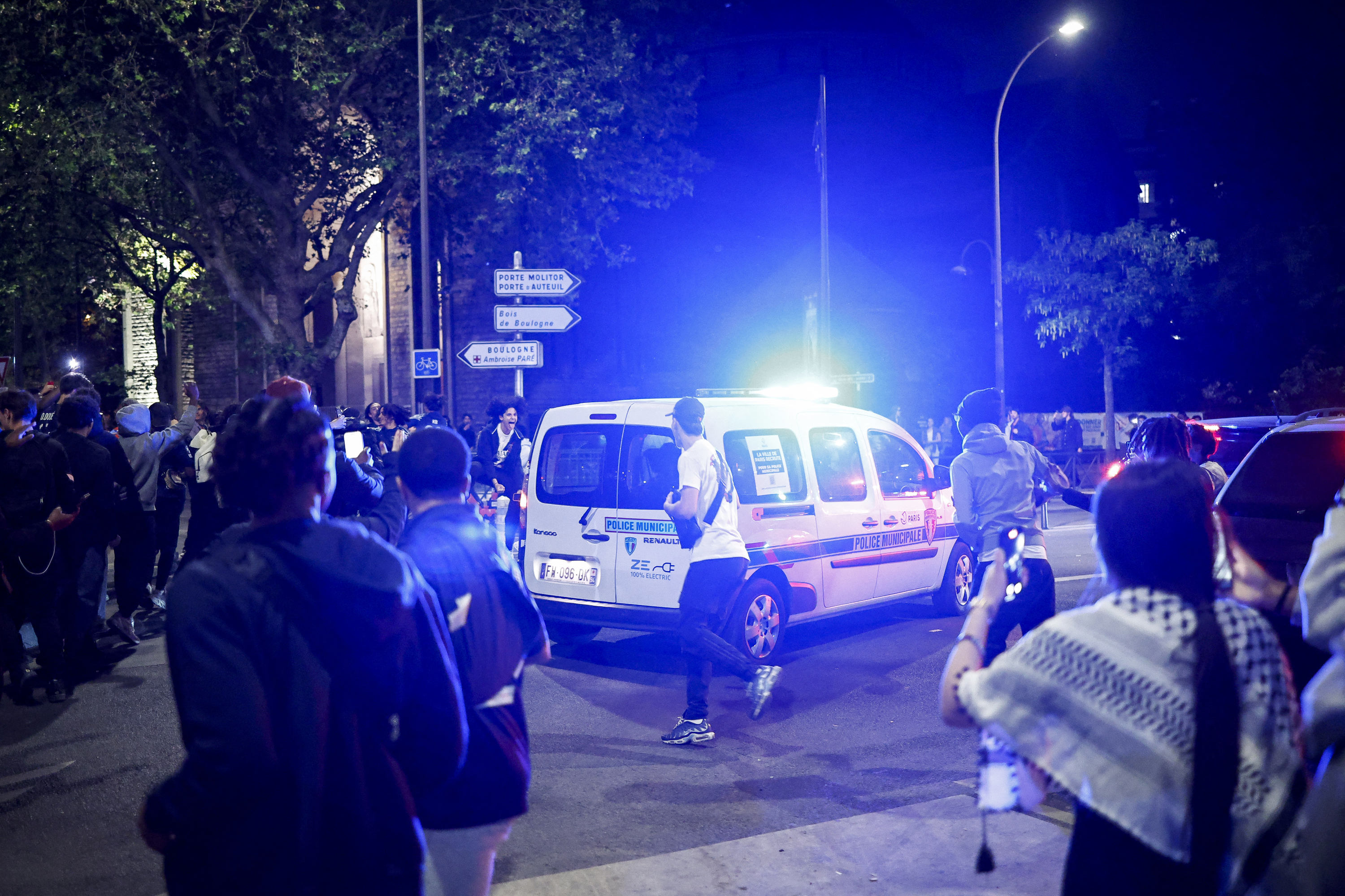 Violences après Bayern-PSG : 127 interpellations en région parisienne et un blessé grave, annonce Laurent Nunez