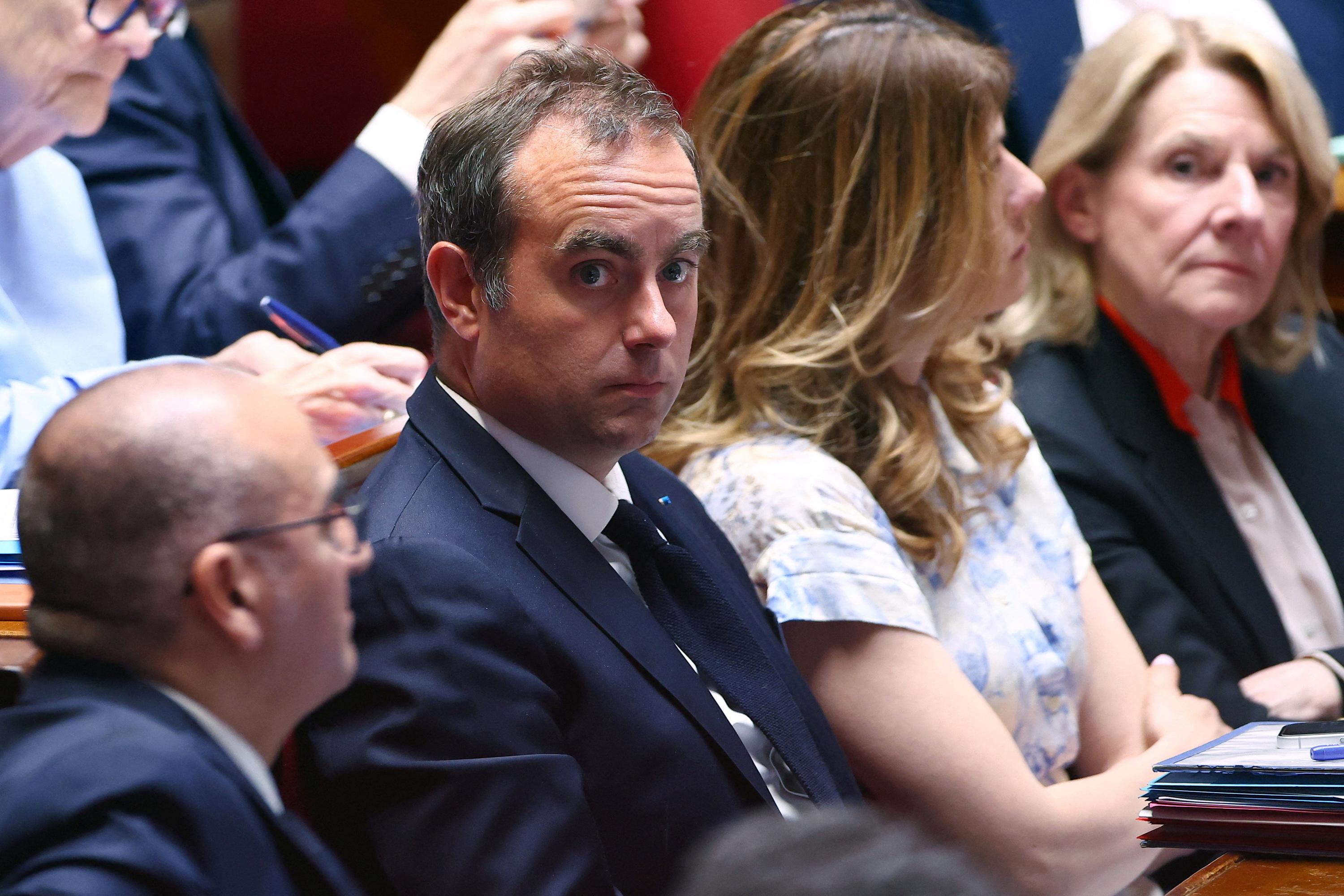 Sébastien Lecornu encourage TotalEnergies à «un plafonnement généreux» des prix à la pompe