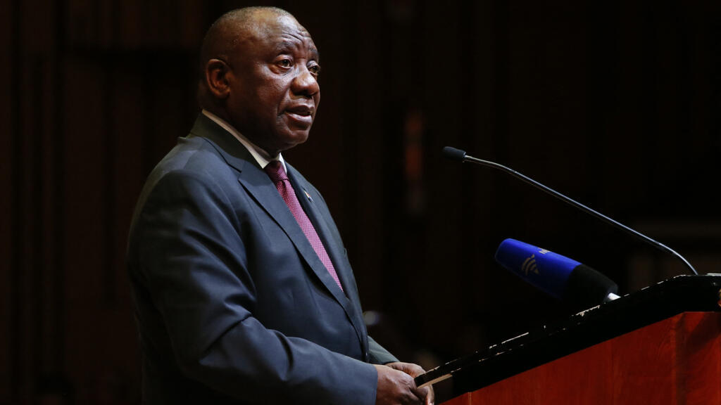 Afrique du Sud: le président Ramaphosa s’adresse à la nation face au risque d’une éventuelle destitution