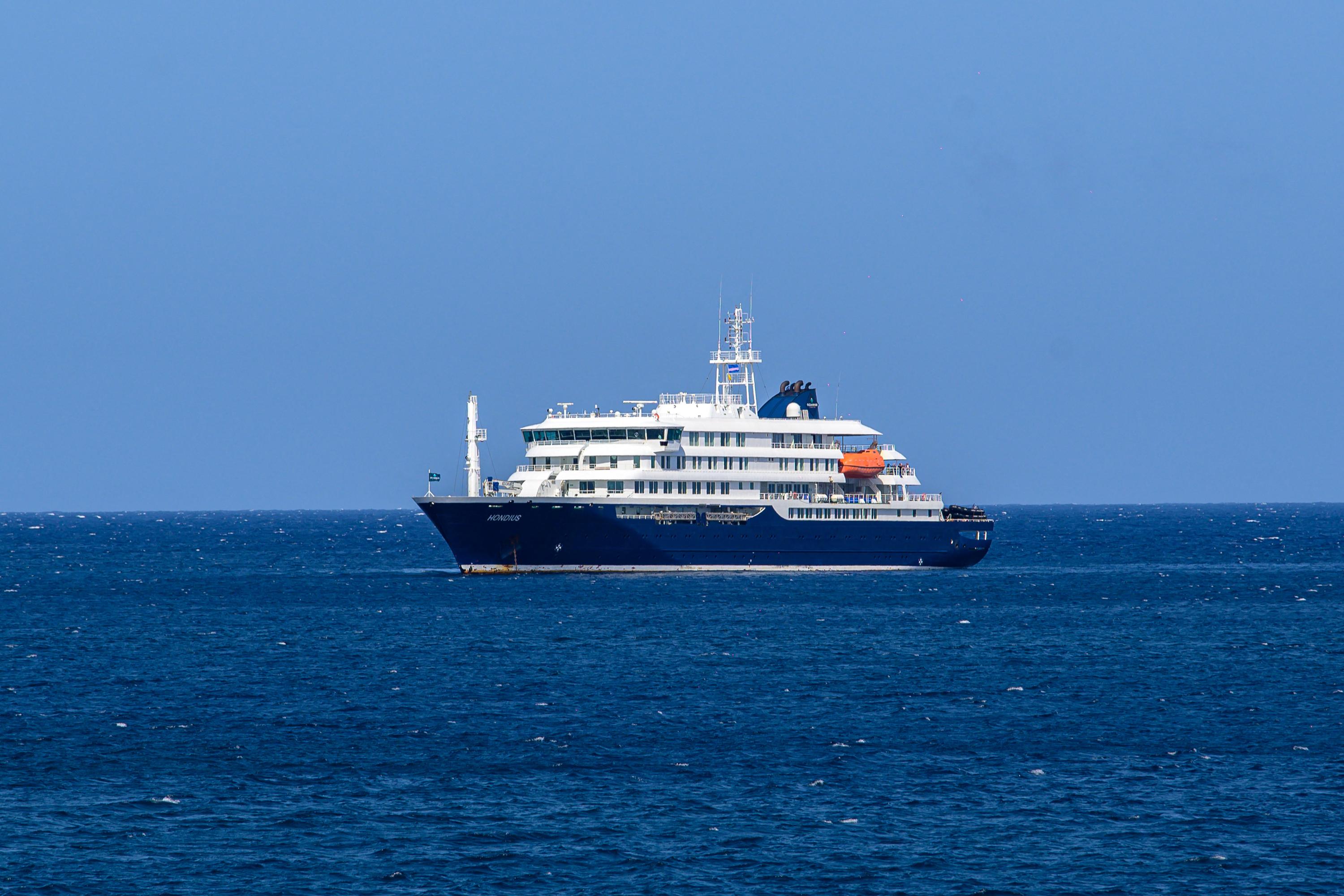 EN DIRECT - Hantavirus sur un navire de croisière : l’Espagne a accepté un accostage aux Canaries, l’OMS soupçonne une «transmission interhumaine»