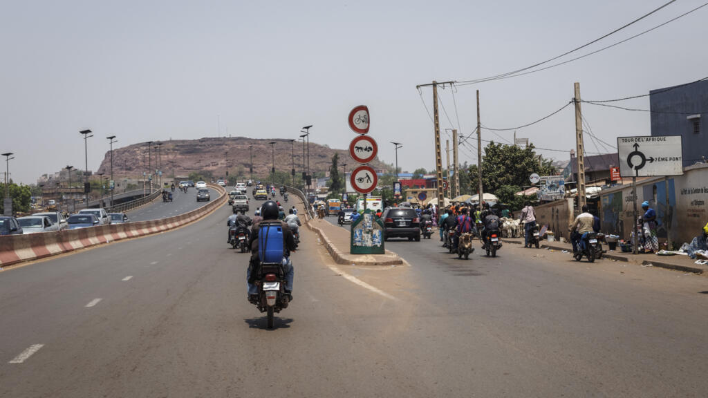 Mali: le blocus des jihadistes du JNIM s'installe peu à peu autour de Bamako