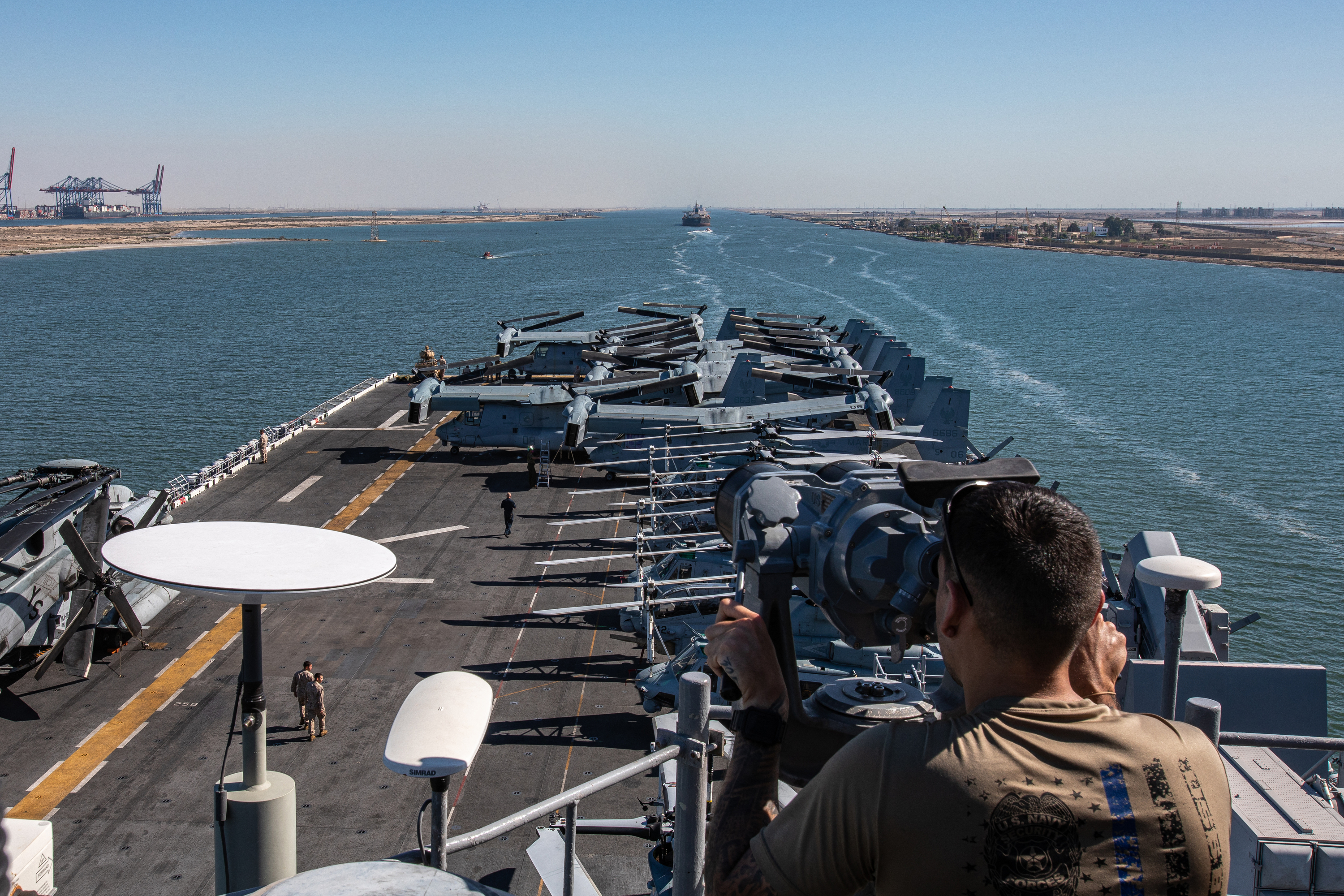 Guerre au Moyen-Orient : des navires militaires américains sont entrés dans le Golfe pour leur mission d’escorte