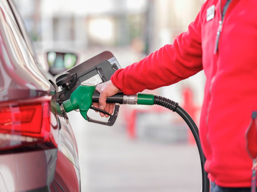 Pénurie de carburants: Emmanuel Macron assure que 