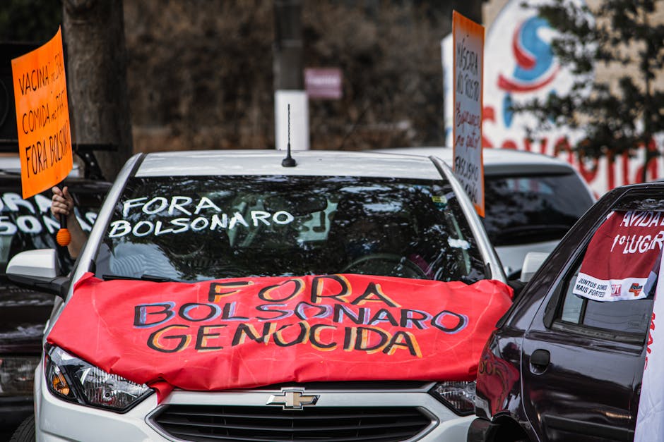 Brésil: feu vert du Parlement à une loi réduisant la peine de Bolsonaro, nouvelle défaite pour Lula