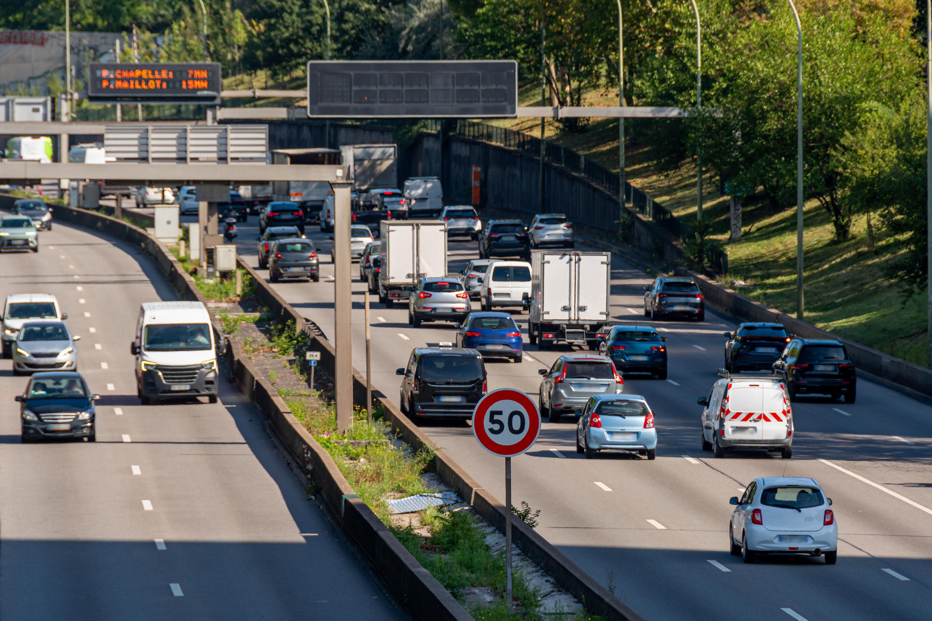 Carburants : l’indemnité de 50 euros pour «travailleurs modestes grands rouleurs» est publiée au journal officiel
