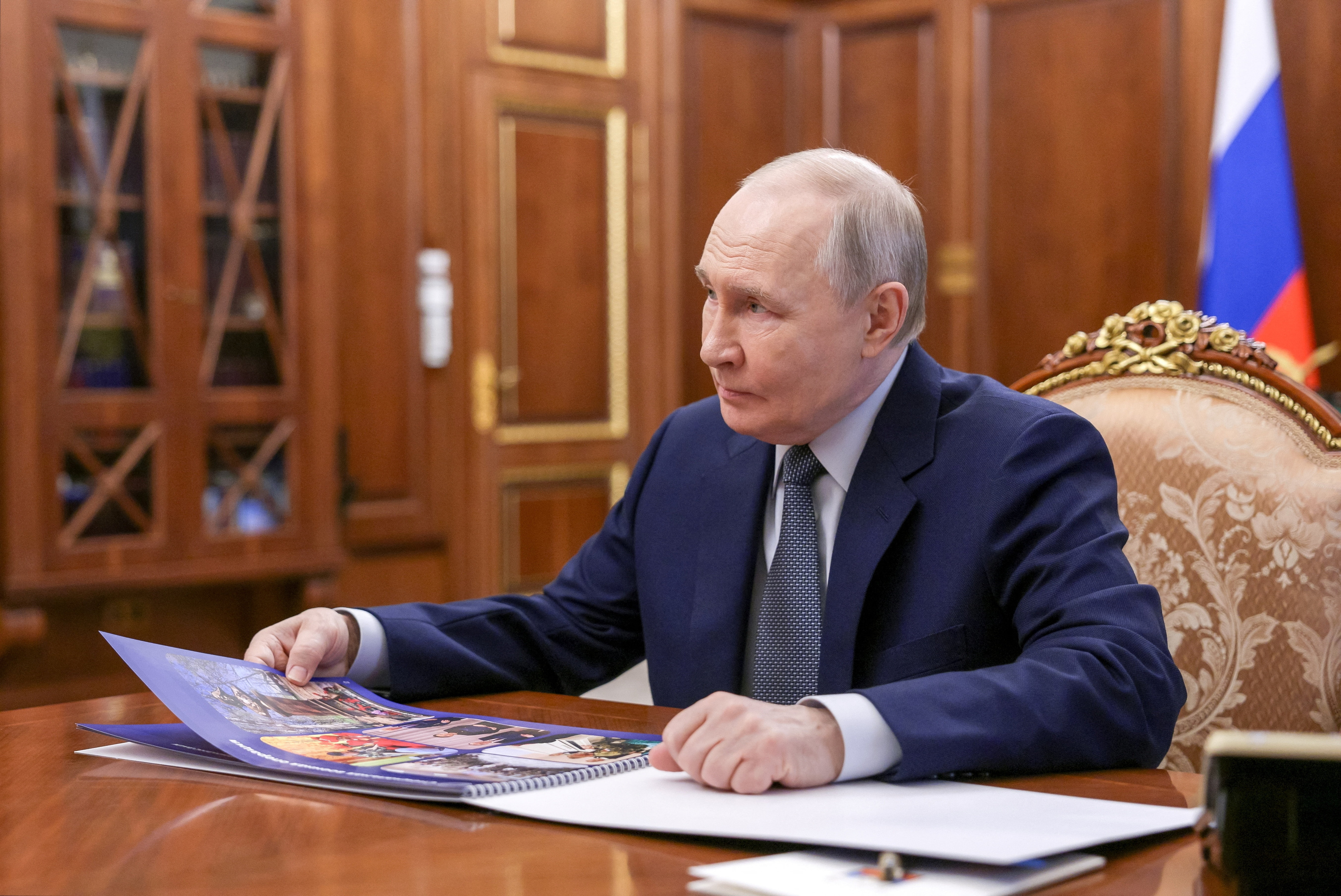 Ukraine : la Russie annonce un cessez-le-feu unilatéral les 8 et 9 mai et menace Kiev d’une «frappe massive de missiles» en cas de violation de la trêve