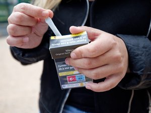 50 ans de la loi Veil : une consommation de tabac qui baisse… Mais une exposition de la cigarette qui augmente, notamment sur les réseaux sociaux