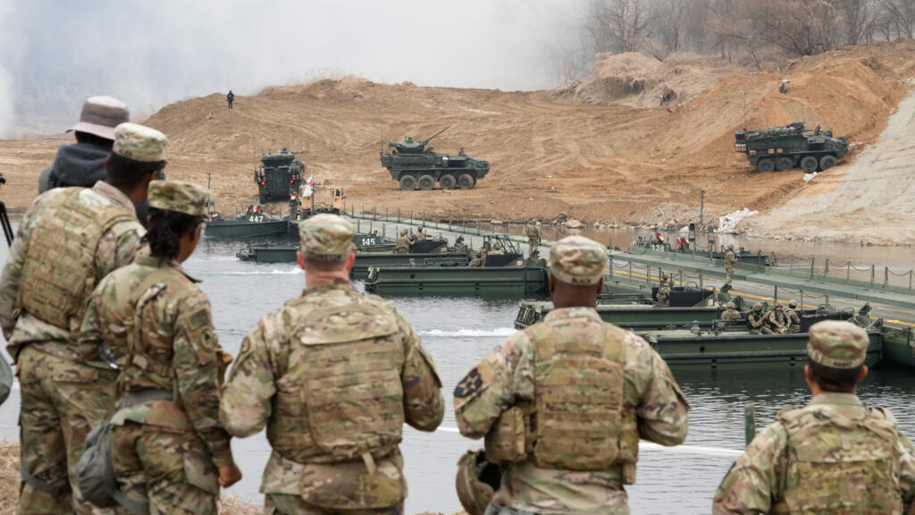 Tirées par l'Europe, les dépenses militaires mondiales ont atteint un niveau record en 2025