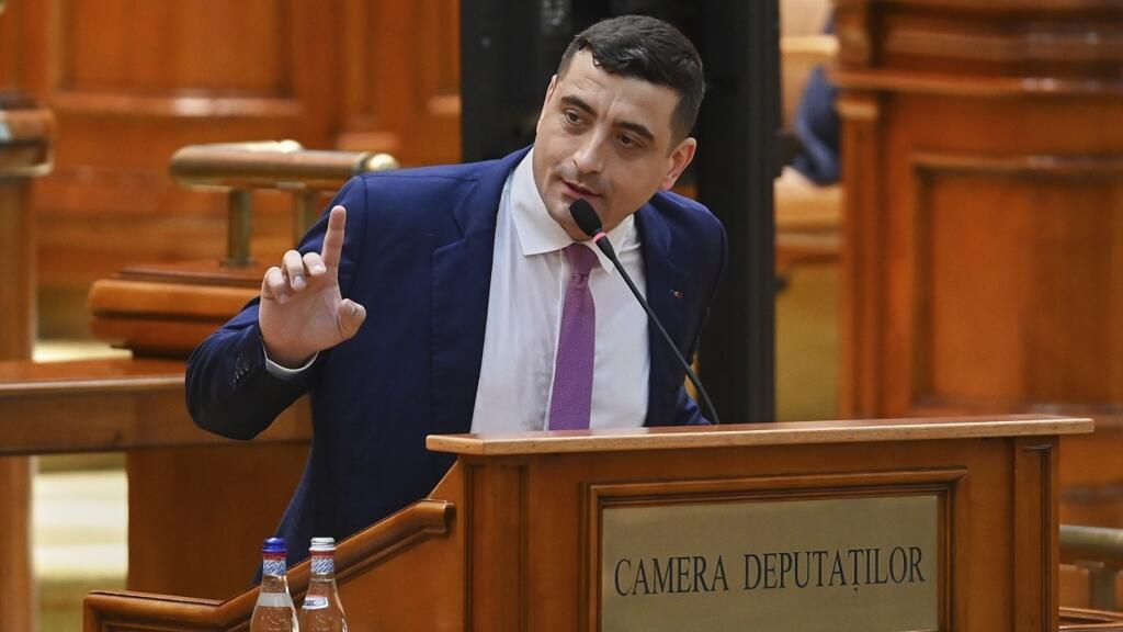 Roumanie: les sociaux-démocrates s'allient à l'extrême droite pour censurer le gouvernement