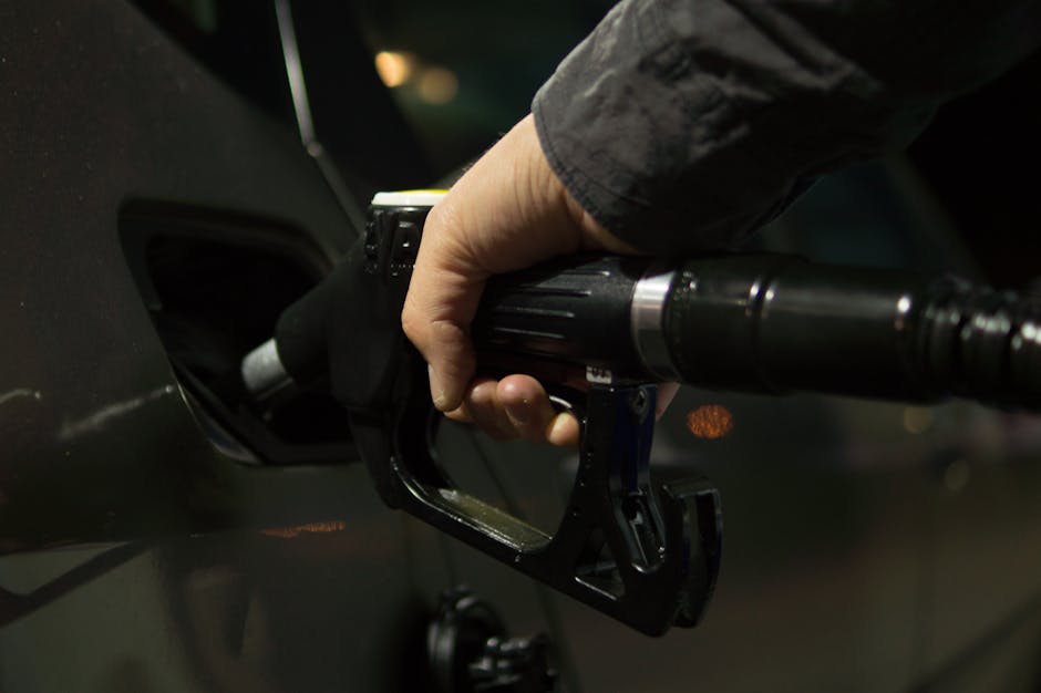SONDAGE BFMTV. Face à la flambée des prix du carburant, seuls 24% des Français plébiscitent en priorité les aides ciblées du gouvernement quand 68% réclament des baisses de taxes