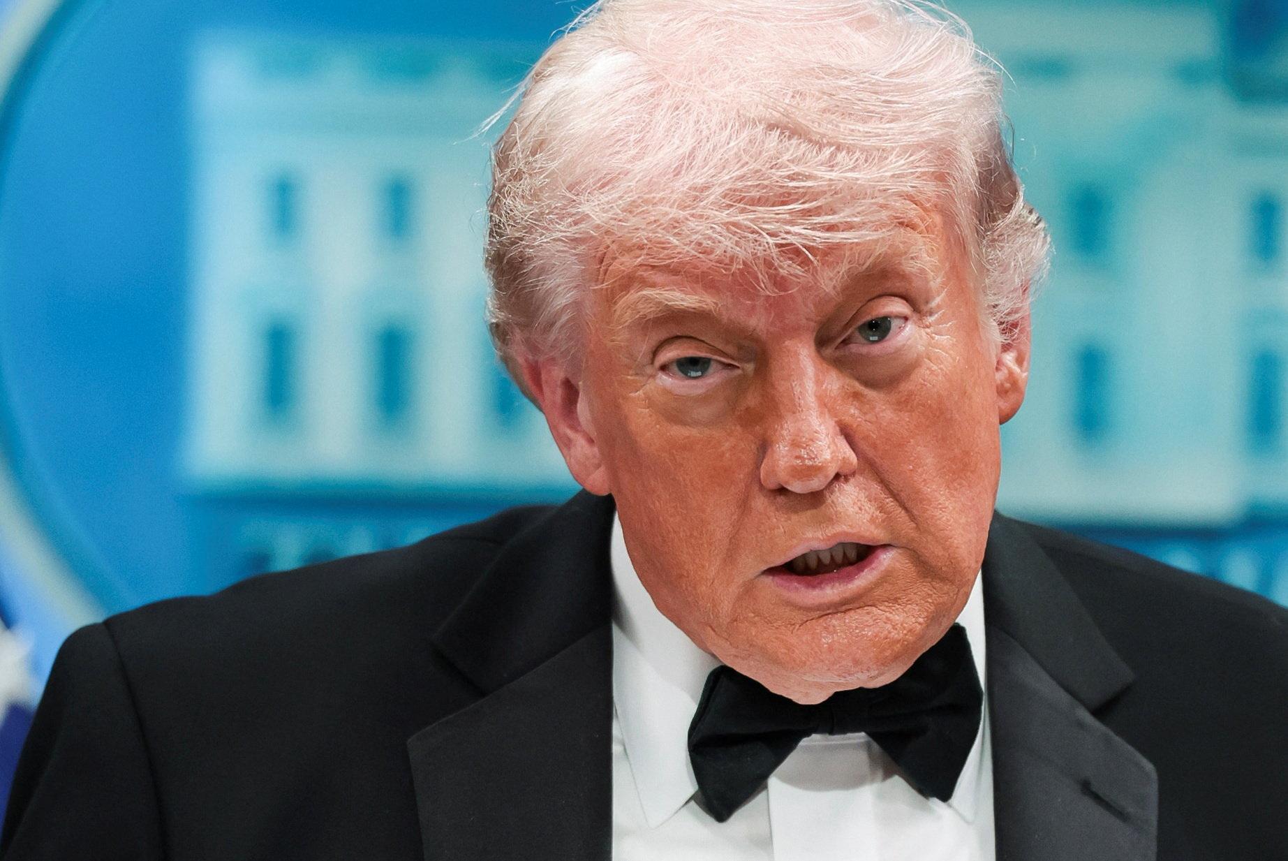 EN DIRECT - Tirs au dîner de la presse à Washington : Donald Trump affirme que le suspect a écrit un manifeste anti-chrétien