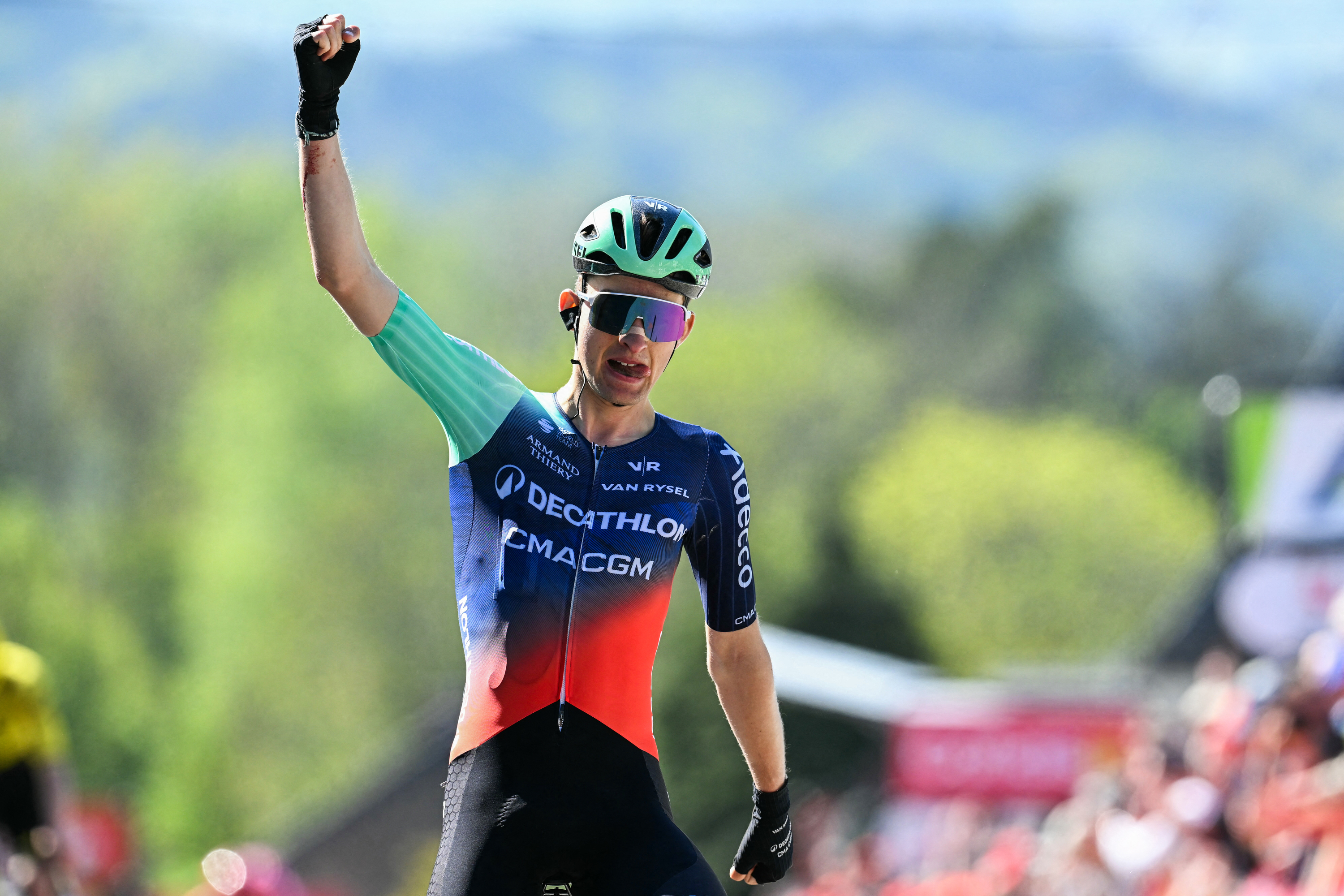 Cyclisme : fin du suspense, le prodige Paul Seixas annonce qu’il participera au Tour de France en juillet