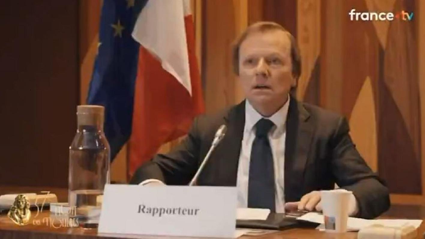 «Vous ne voulez pas que je vous dise la marque de mon slip?!» : Laurent Stocker singe Charles Alloncle aux Molières