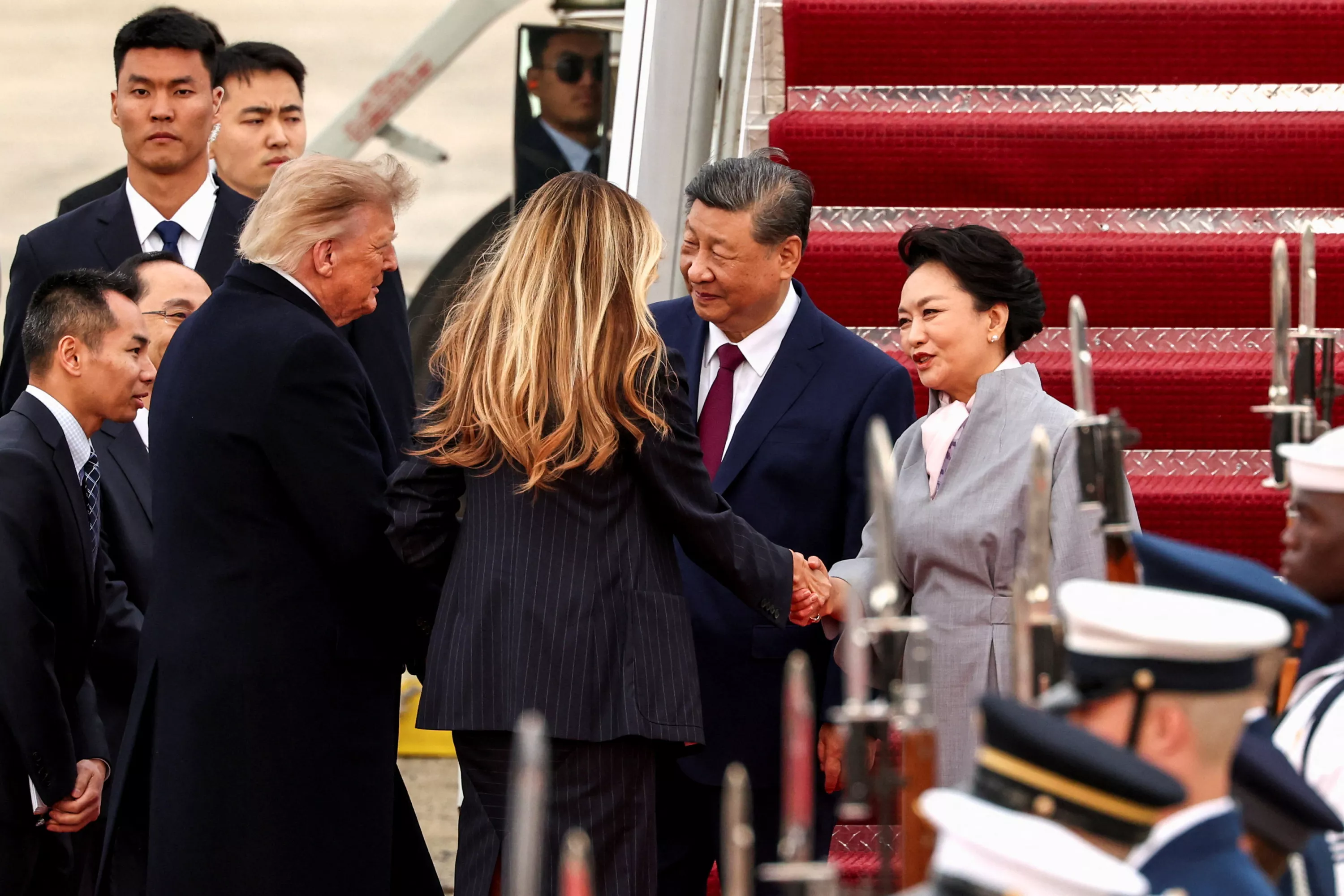 À Washington, Donald Trump déroule le tapis rouge à Xi Jinping