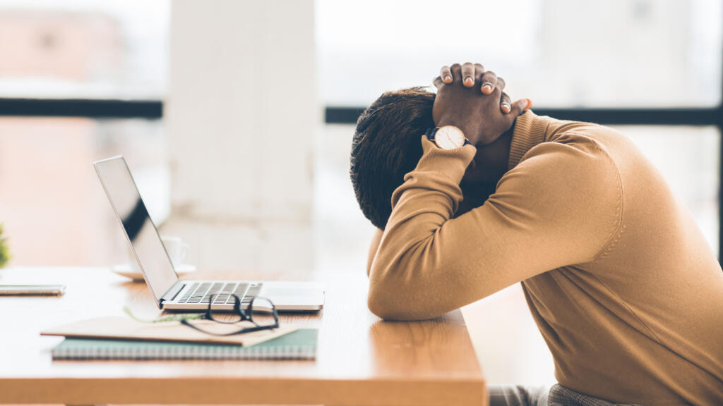 L'Organisation mondiale du travail alerte sur risques psychosociaux des salariés