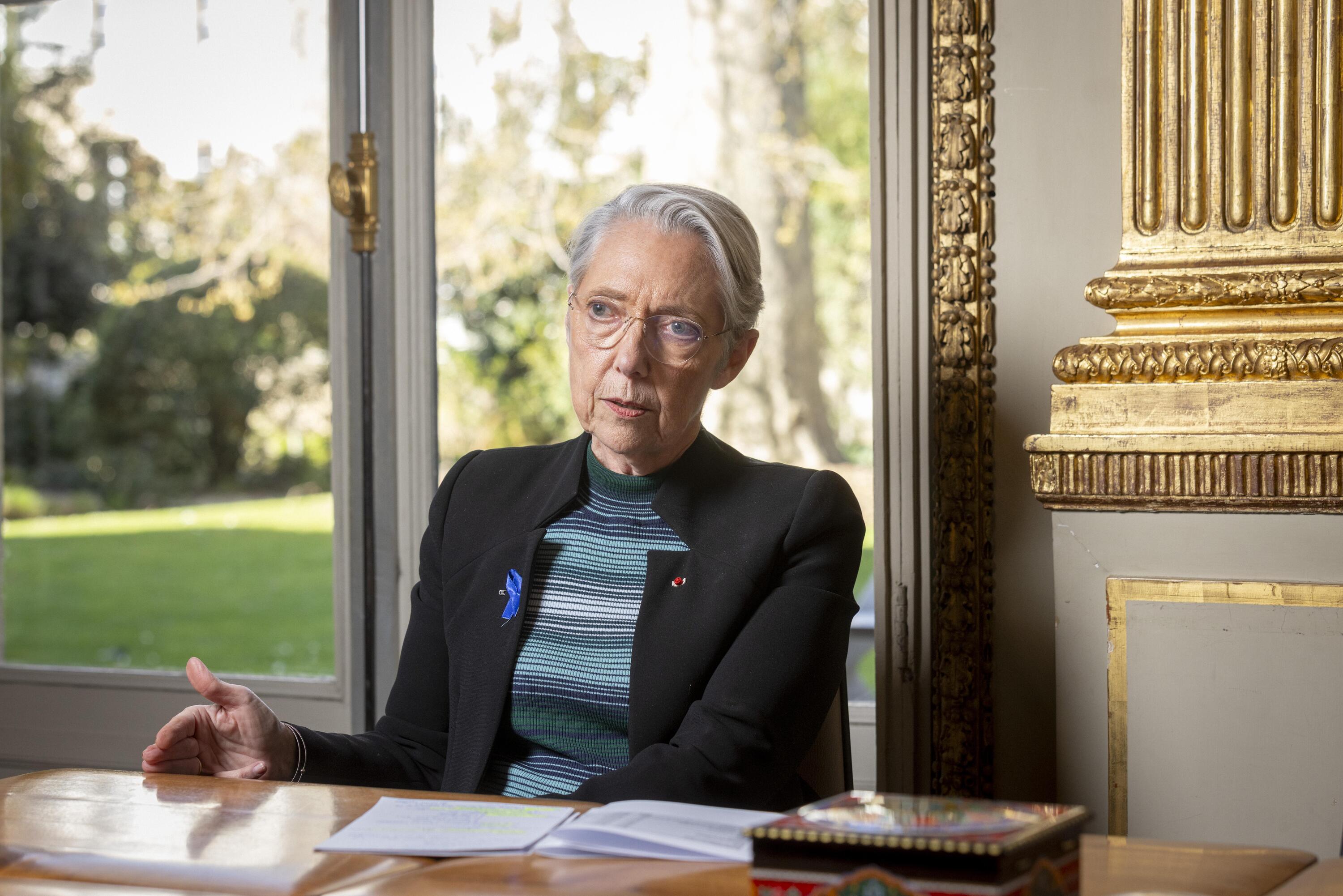 Élisabeth Borne annonce se retirer de la direction de Renaissance, car elle ne se «retrouve pas» dans la ligne du parti