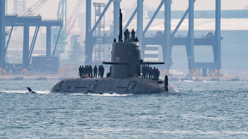 Alors que la Chine se constitue la marine la plus puissante au monde, Taiwan effectue pour la 1ere fois un test de tir de torpille sur l'un de ses propres sous-marins