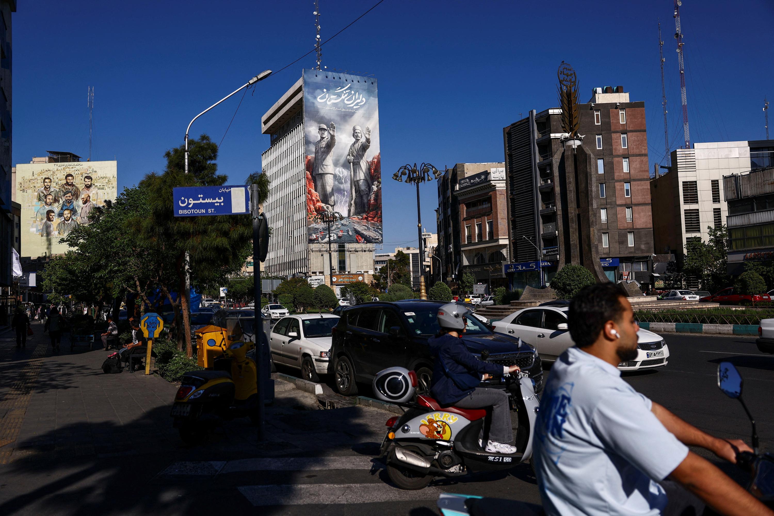 EN DIRECT - Guerre au Moyen-Orient : Téhéran perçoit ses premières recettes des droits de passage à Ormuz, selon un responsable iranien