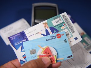 Achats dans les supermarchés, mise en place d’un plafond… tout comprendre de la proposition de loi sur les titres-restaurant débattue ce lundi