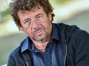 Affaire Patrick Bruel : interdiction de voir des masseuses, de rencontrer ses victimes… les obligations du chanteur après sa mise en examen