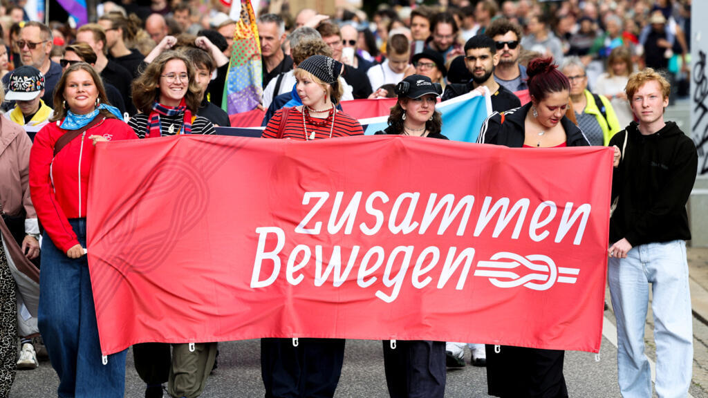 Allemagne: des dizaines de milliers de manifestants contre l'extrême droite après sa victoire en Saxe-Anhalt