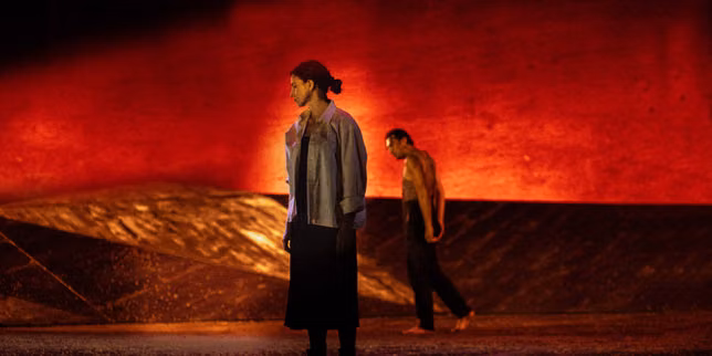 Au Festival de Salzbourg, une bouleversante « Carmen » mise en scène par Gabriela Carrizo et dirigée par Teodor Currentzis