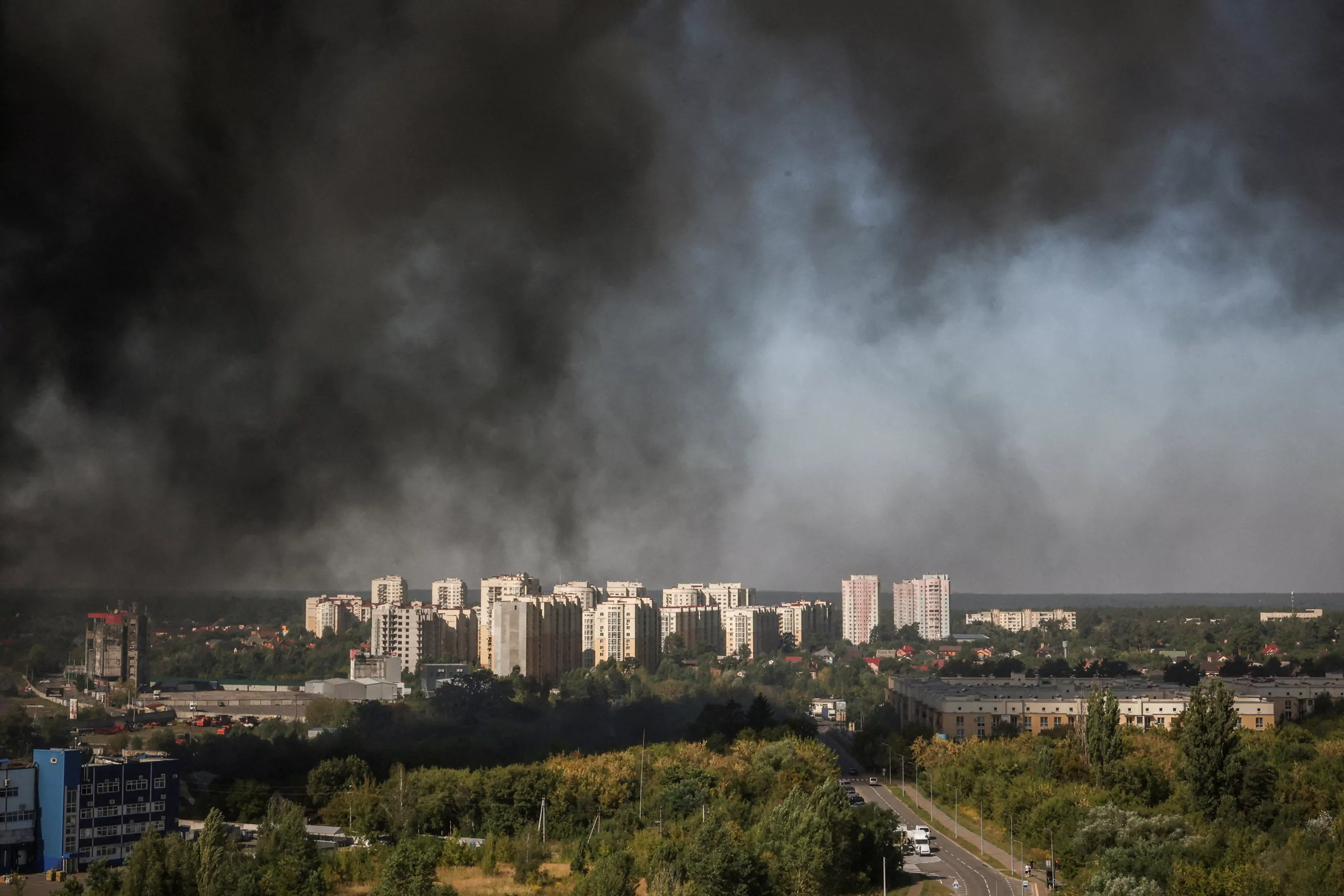 Au moins 37 morts, accusation de «négligence criminelle» : ce que l’on sait d’une frappe de drone russe en Ukraine sur un entrepôt contenant des explosifs