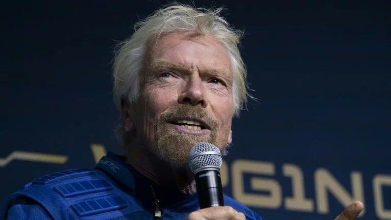 Avant de lancer ses trains à grande vitesse dans le tunnel sous la Manche, Richard Branson (Virgin) rêvait plutôt de relancer le Concorde mais il s'est brisé les ailes