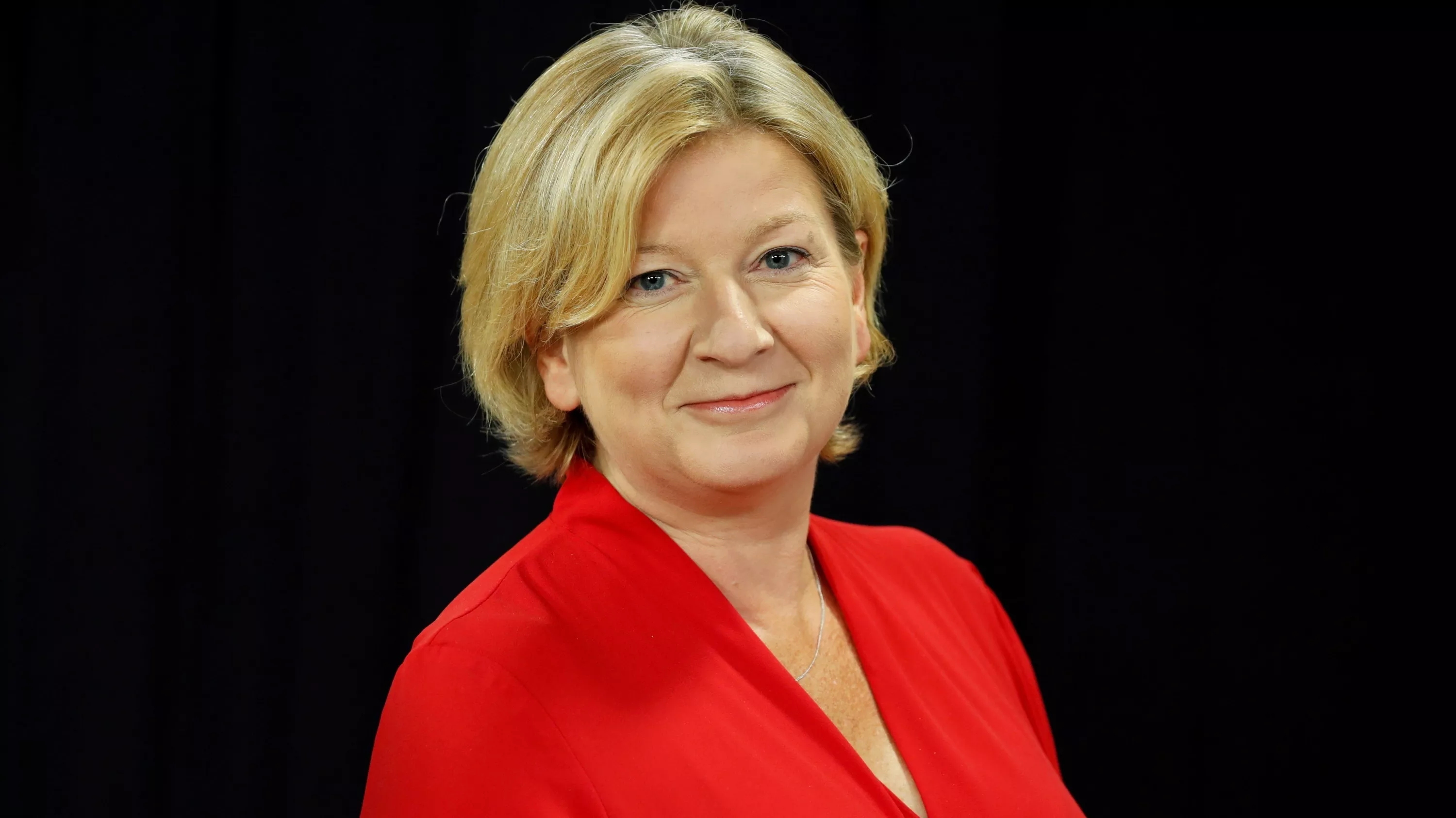 Bertille Bayart : « Les sept poncifs qui nous ont envoyés dans le mur de la dette »