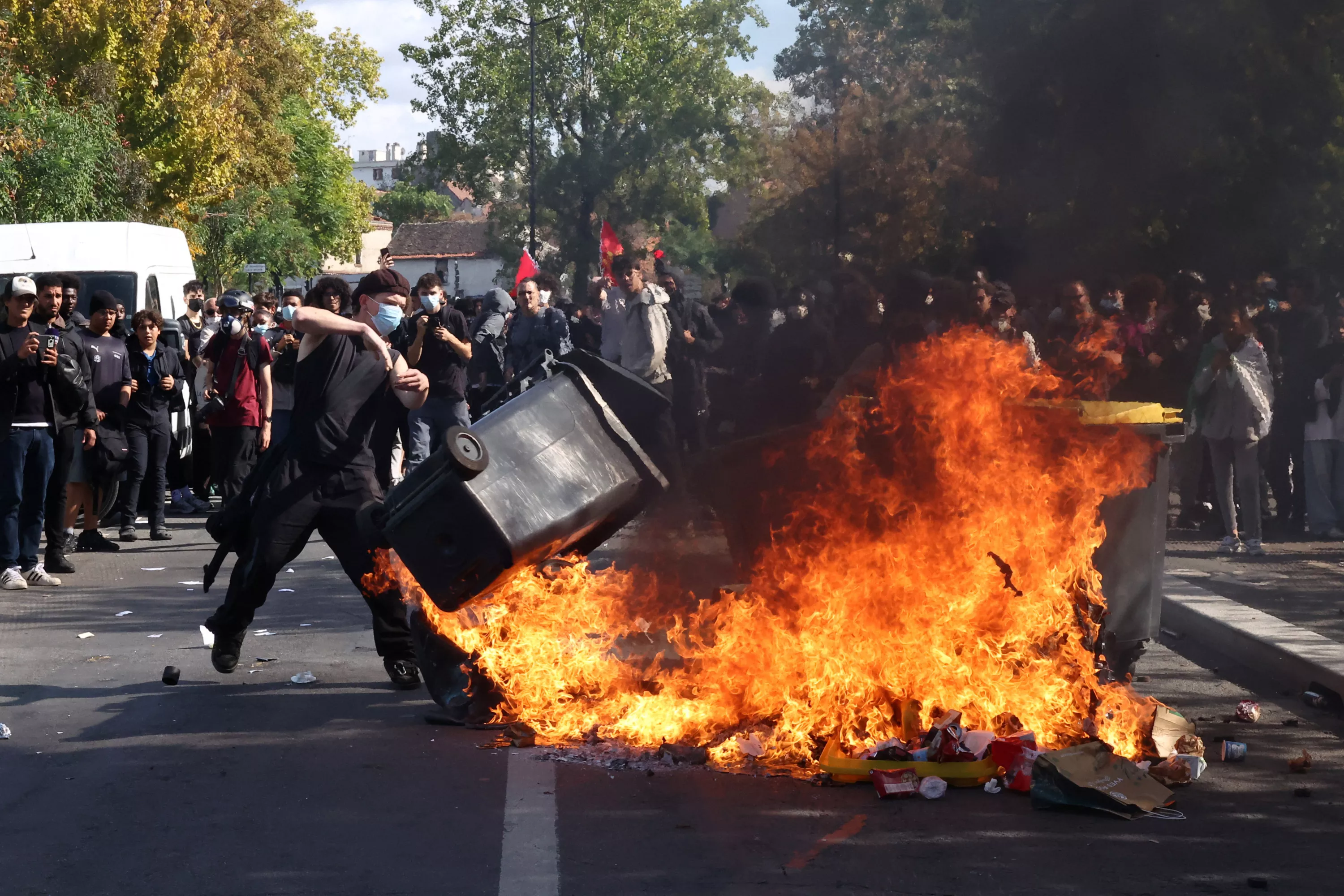 Blocage des lycées : 1793 gardes à vue en France dont 90% de mineurs