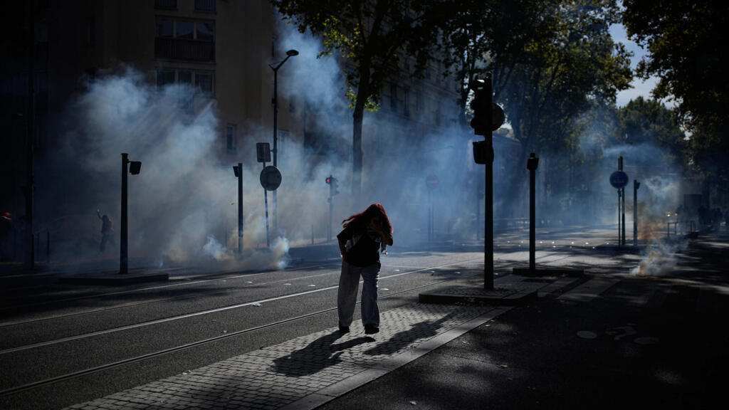 Blocage des lycées en France: un mineur gravement blessé à la veille de l'«acte III» du mouvement