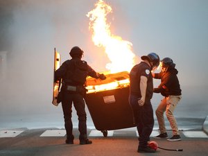 Blocus des lycéens : que contient le controversé projet de loi 