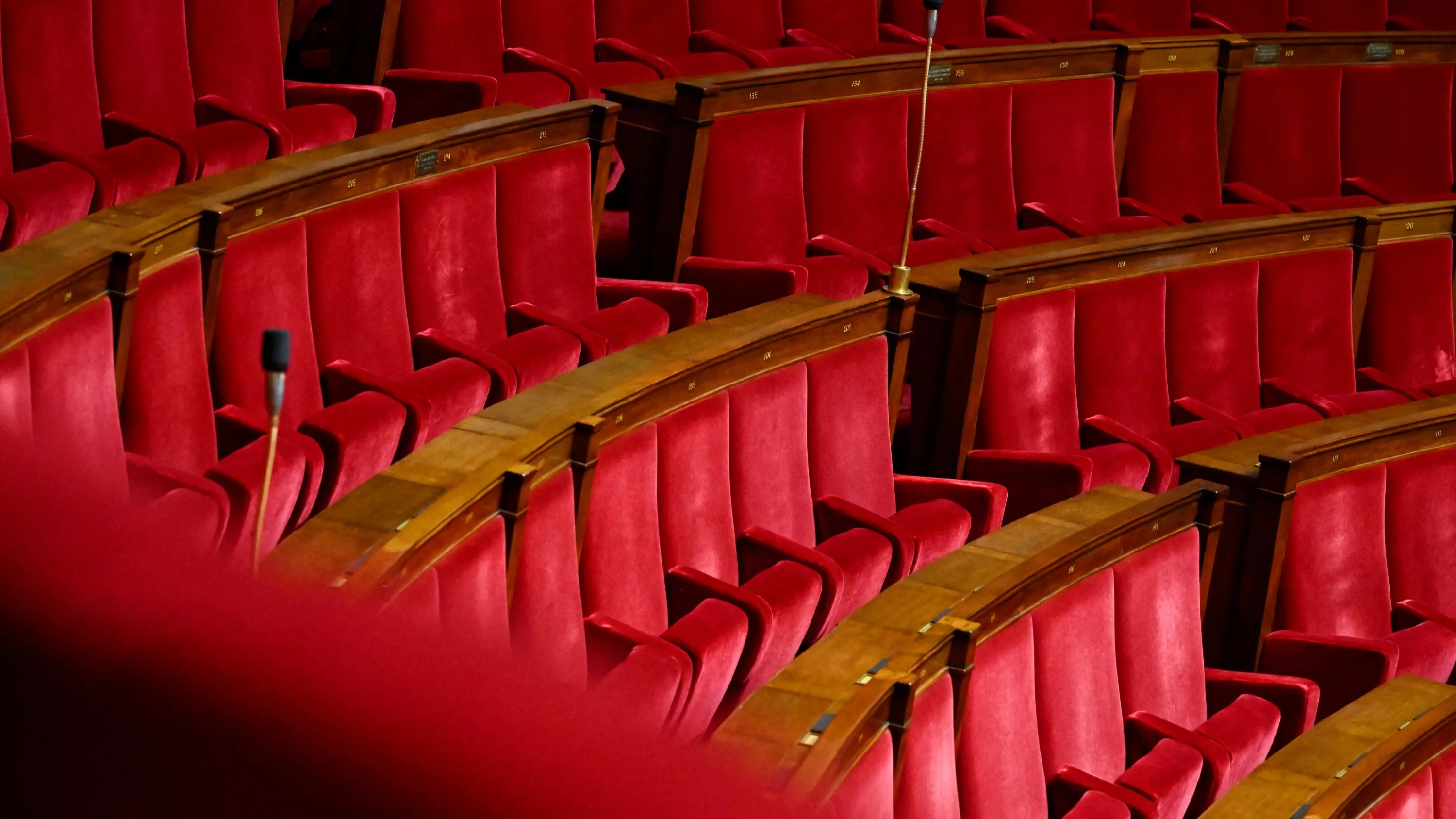 « C’était une année pour rien » : à l’Assemblée, après la crise politique, une année d’apathie législative