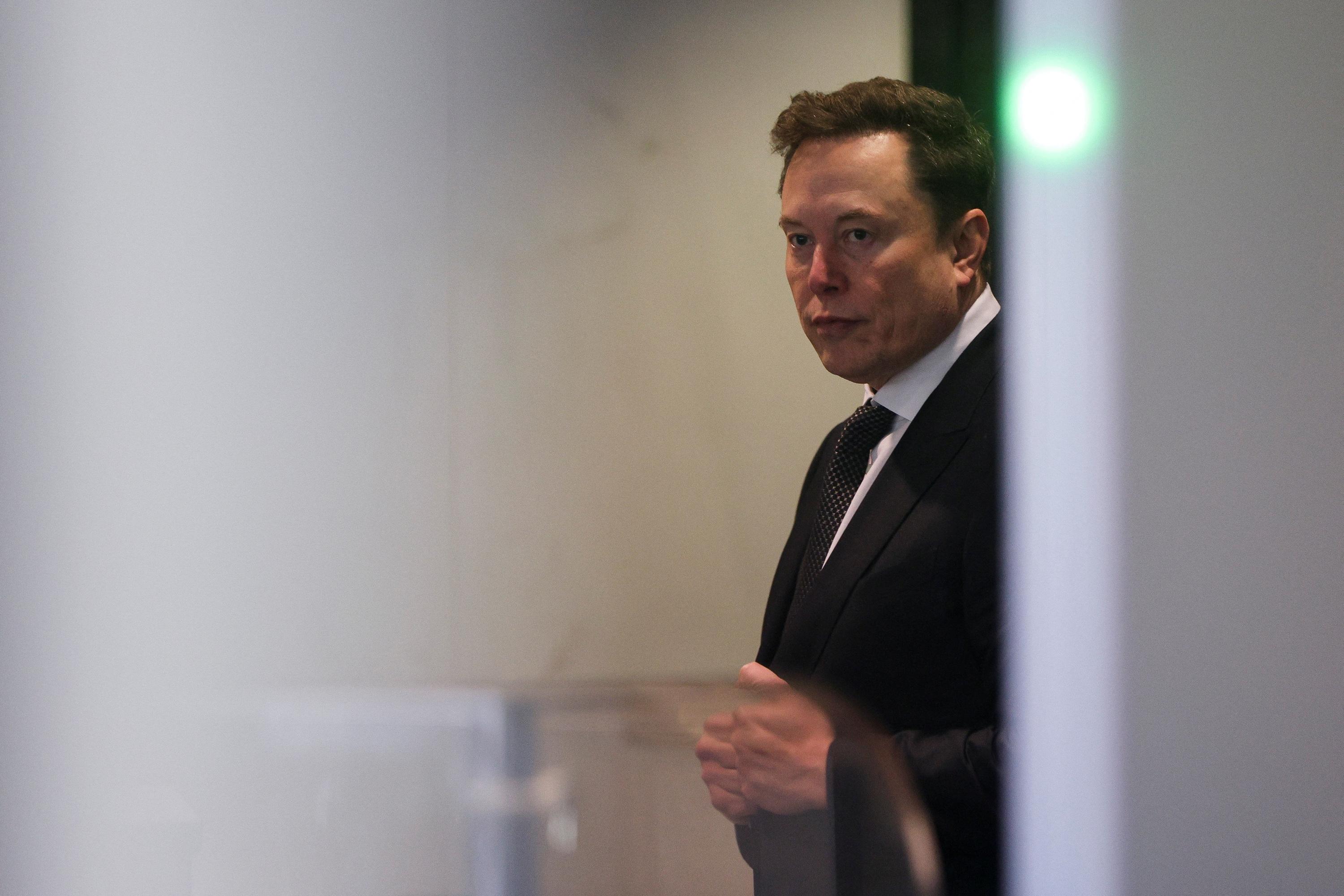 « Une manipulation éhontée » : comment Elon Musk fait plier les règles de Wall Street pour la méga-introduction en Bourse de SpaceX