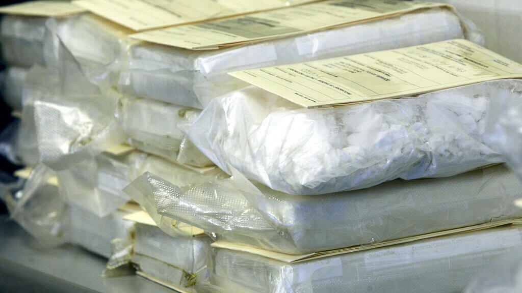 Cocaïne: la Garde civile espagnole réalise une saisie record sur un navire aux large des Canaries