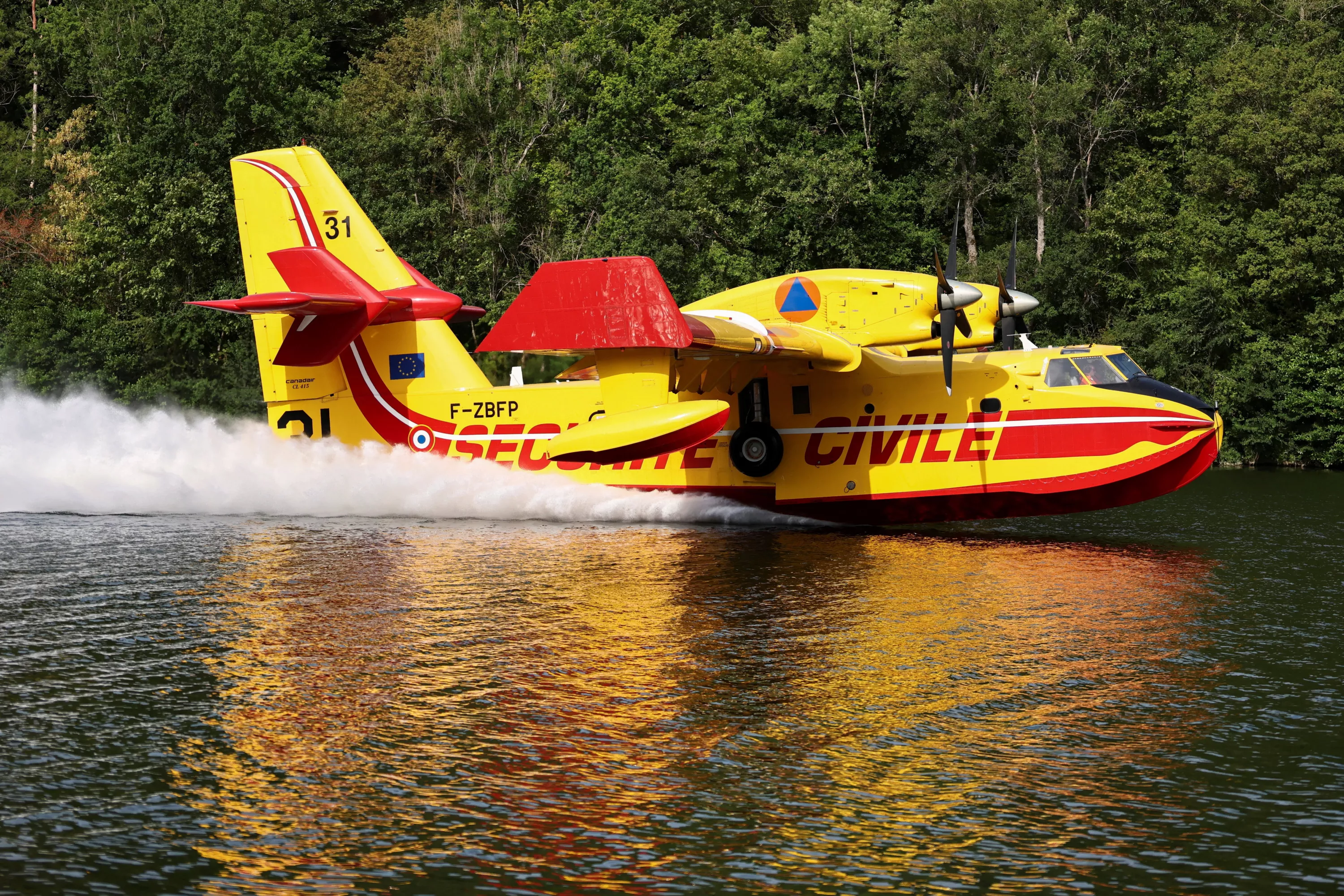 Canadair : la France est-elle bien dotée par rapport à ses voisins européens ?