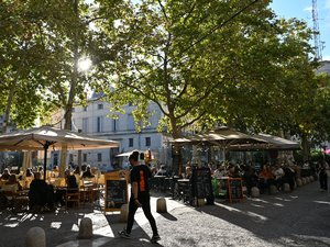 Canicule, pouvoir d’achat en berne, prix excessifs : les professionnels de la restauration font grise mine cet été
