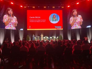 Carole Delga face au monde économique sur la scène de l’Arena pour