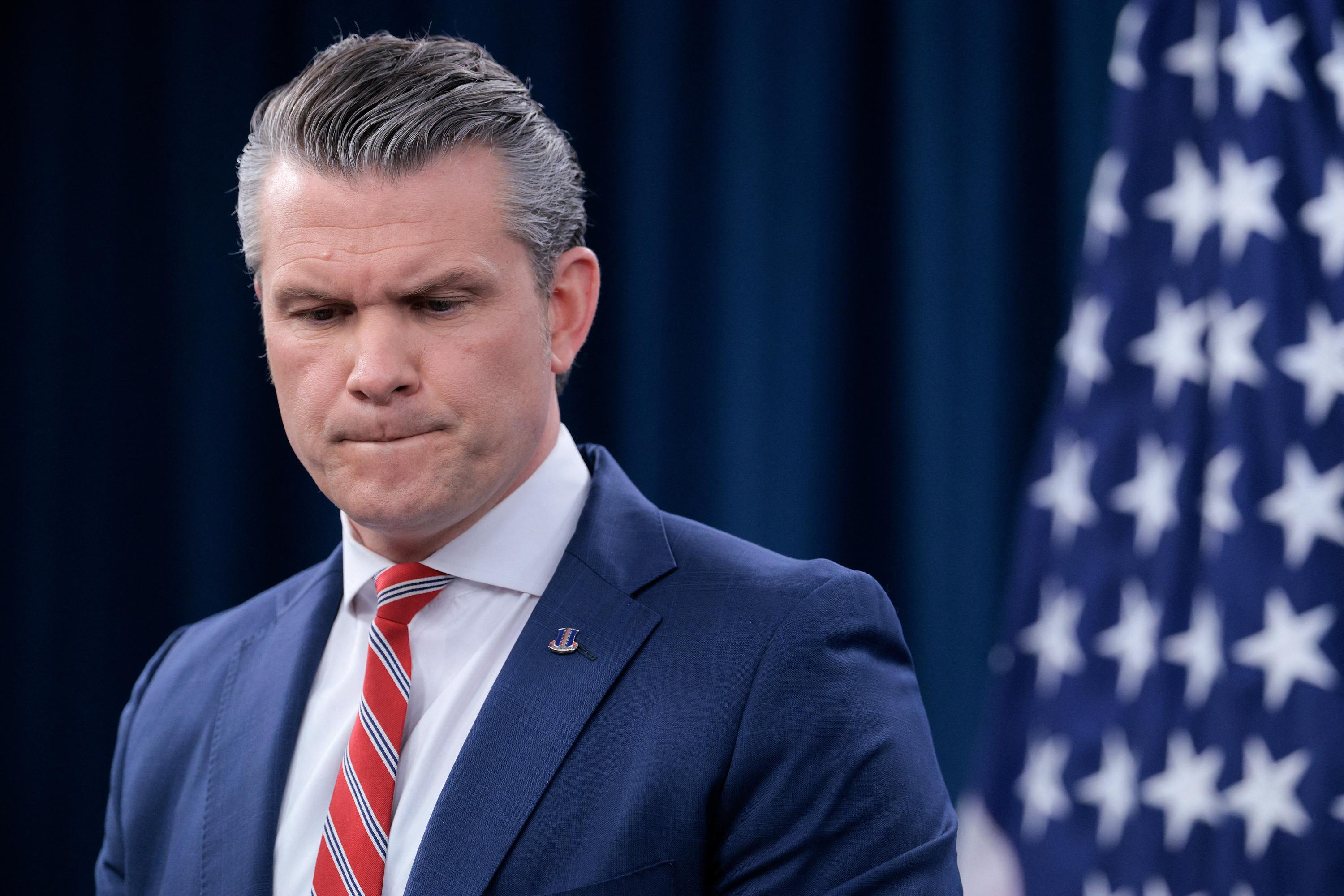 Pete Hegseth, ministre de la Guerre américain : le visage de la guerre en Iran de plus en plus isolé et contesté