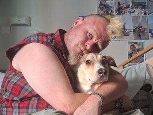 Christopher, décédé à 39 ans dans un centre d’hébergement de Montpellier après une tentative de suicide : sa famille et ses amis dénoncent une absence de prise en charge