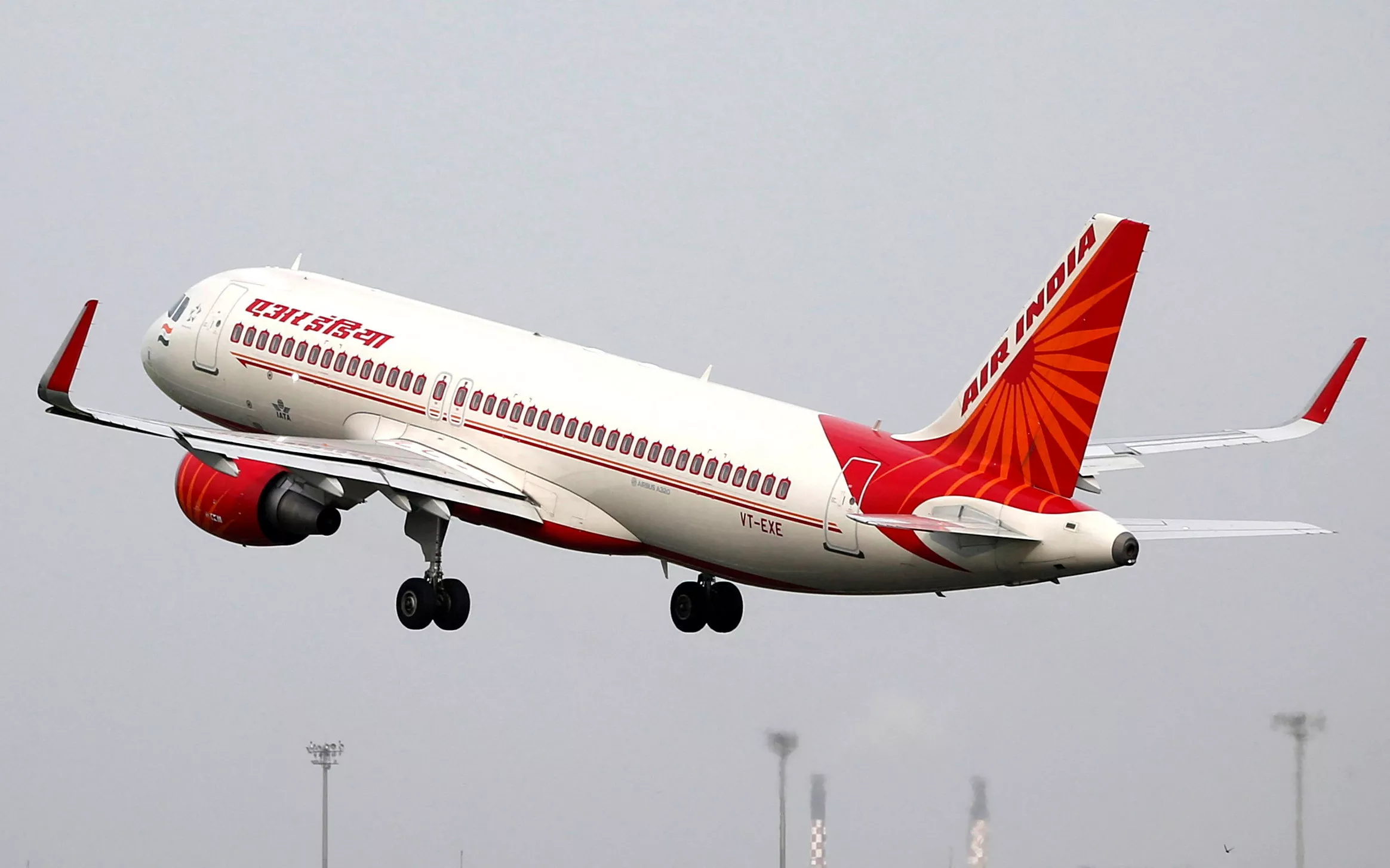 Chute d’un A320 en Inde : la piste d’un problème mécanique étudiée