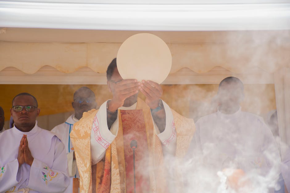 En Guinée équatoriale, Léon XIV célèbre une ultime messe pour clore son voyage en Afrique