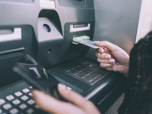 De nouvelles règles à venir : les banques vont désormais éplucher vos comptes avant d’accorder un découvert ou un crédit à la consommation