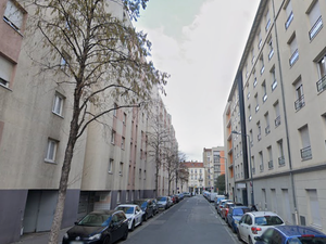 Des tireurs à trottinette font irruption dans un quartier connu pour son narcotrafic : un adolescent de 16 ans grièvement blessé par balles