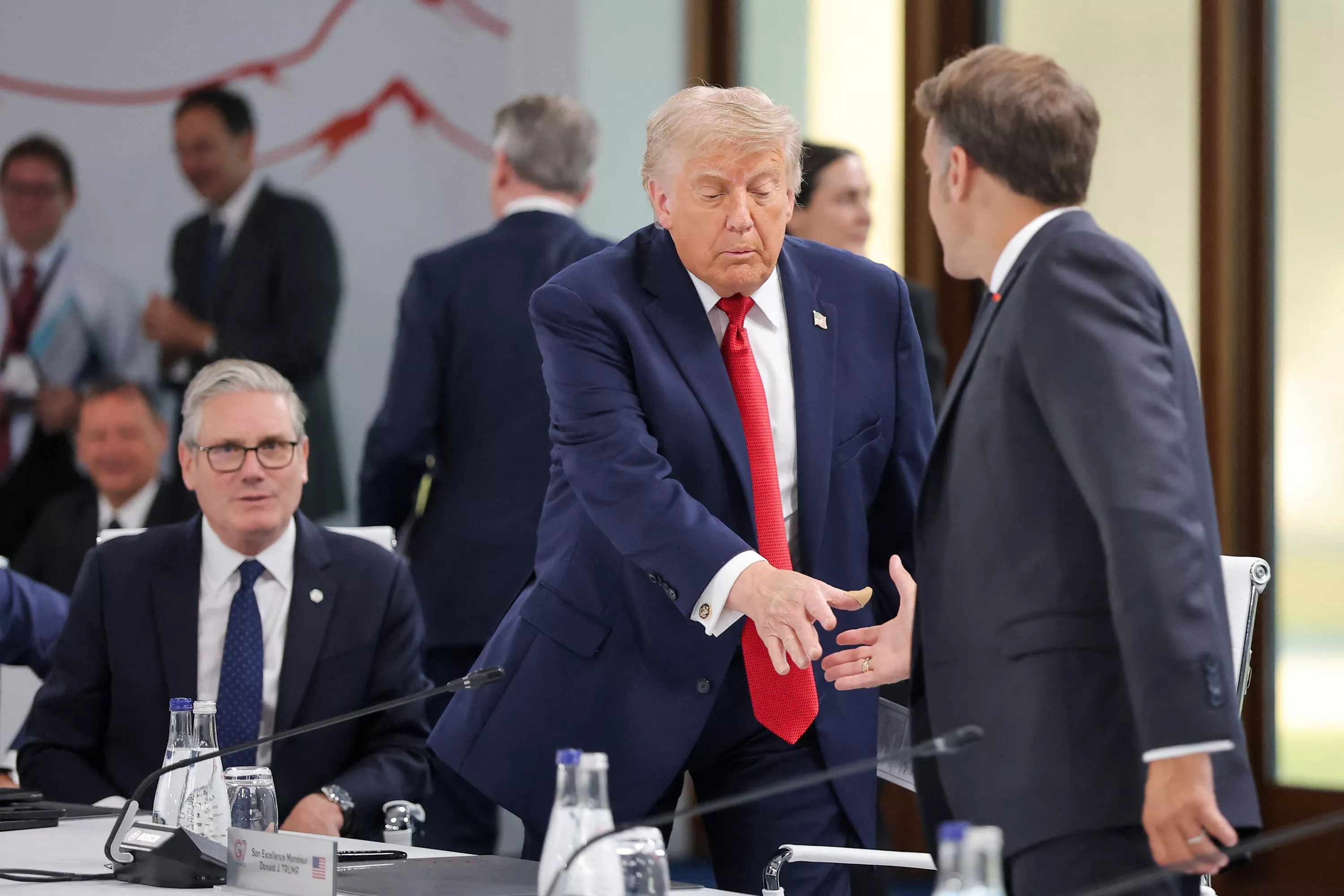 Donald Trump accepterait d’aider l’Ukraine en échange d’une aide européenne pour le déminage du détroit d’Ormuz