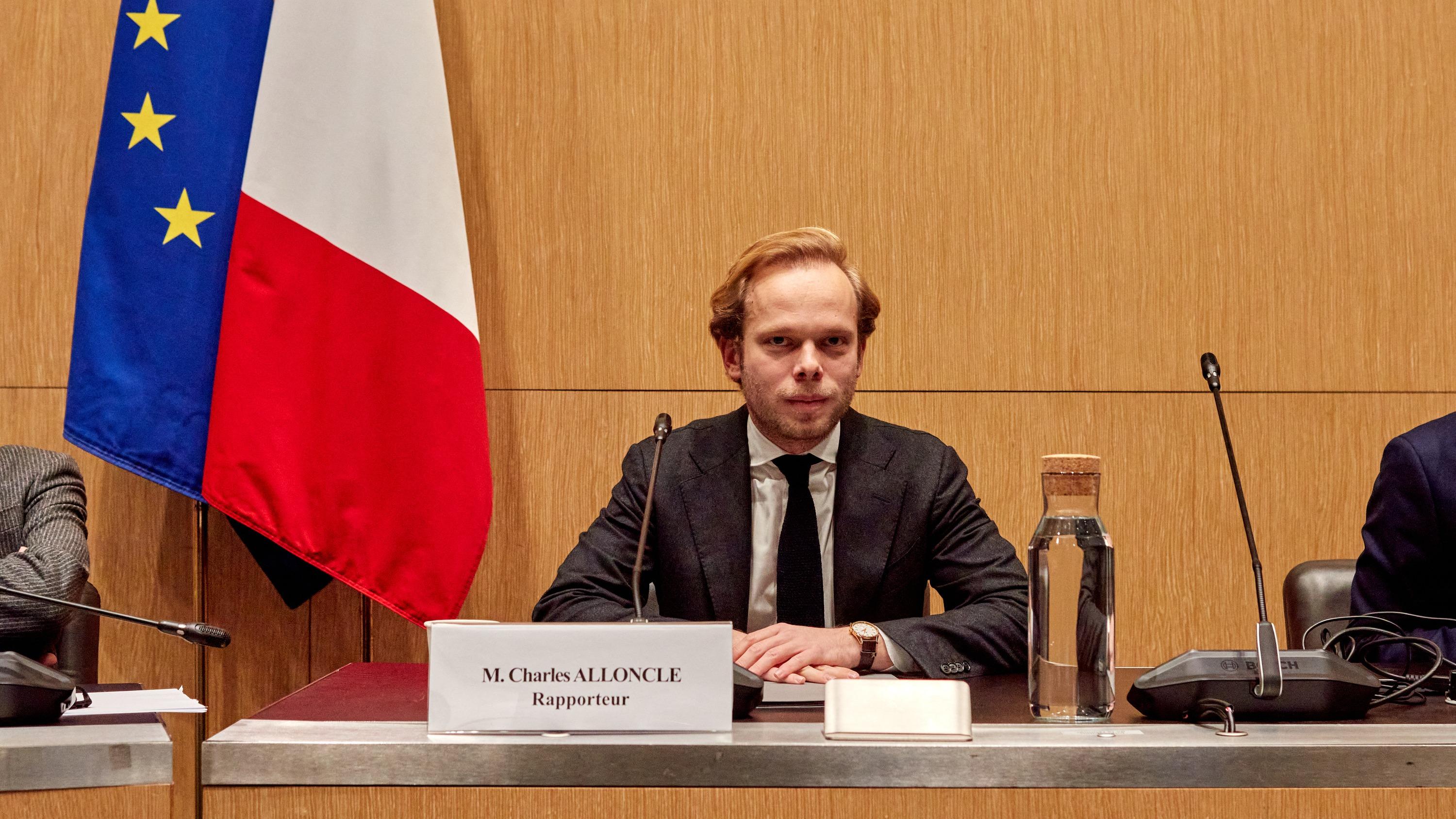 Audiovisuel public : le rapport du député Charles Alloncle menacé de censure par la commission