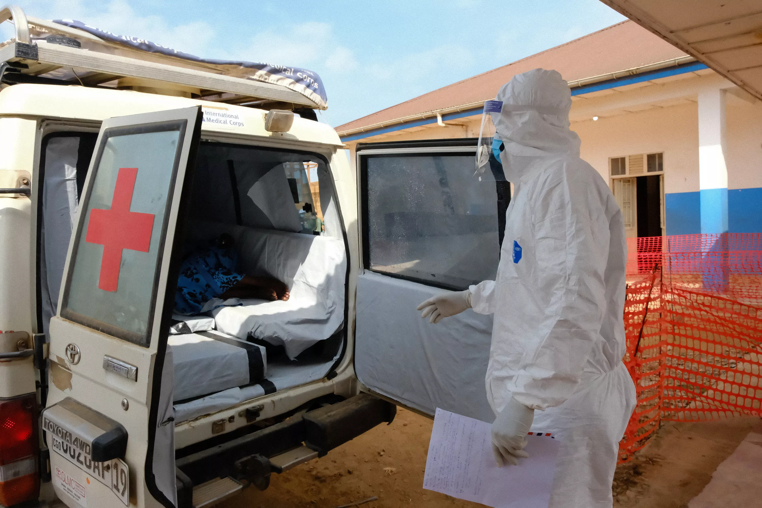 Ebola en RDC : le pic reste à venir, l'épidémie pourrait durer un an