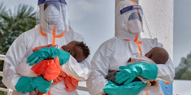 Ebola en RDC : des « signes encourageants » dans la lutte contre l’épidémie, qui « continue de progresser et de tuer », déclare l’OMS
